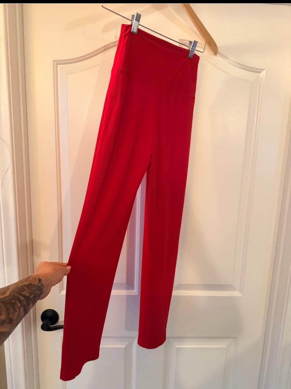 Norma Kamali Red pencil pants - Picture 3 of 3